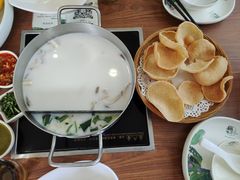 -樾餐厅泰式海鲜火锅(民歌湖店)