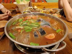 -亮欢寨酸汤鱼(沙冲路店)