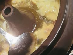 -云海肴·汽锅鸡·云南菜(天山百盛优客店)