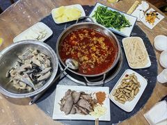 -韩妹鱼庄·泸定老字号(泸定店)