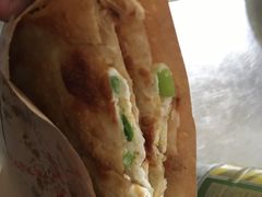 -正宗商水第一家脆皮鸡蛋灌饼