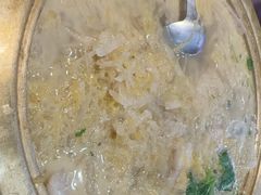 -鑫渔港海鲜本地菜·山海关浑锅(东戴河店)