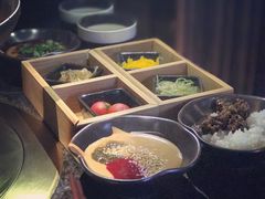 -湊湊火锅·茶憩(新中关购物中心店)