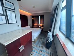 -上海龙之梦万丽酒店