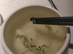 国宴酸辣乌鱼蛋汤-悦融琥珀·京鲁菜·海味珍品(西单店)