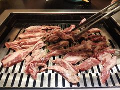 -臻牛烤肉