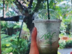 -Chom Cafe and Restaurant