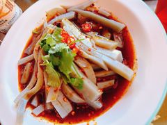 -隔壁老王·家常云南菜(花巷店)