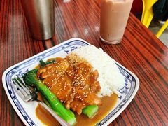 咖喱鸡扒饭-華叔茶記