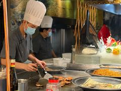 -四海一家自助餐(益田假日广场店)