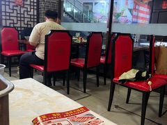 -羊家胡同·龙虾烧烤火锅(龙汇路店)