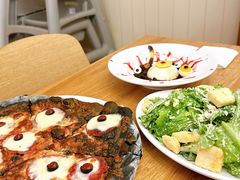 -城市大道红炉披萨烘焙坊