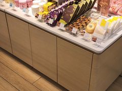 零售区-好利来(东四店)