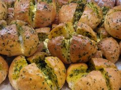 蒜香奶酪包-山崎面包(静安久光店)