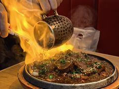 招牌火焰厚切牛肉-蜜桃餐厅·伴山(绿宝广场店)