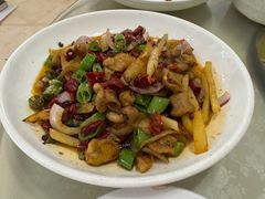 -茅屋大酒店