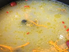 -野菌皇海景野生菌火锅(滨海大道店)