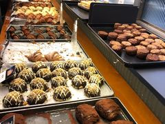 自助取餐区-OUR Bakery(三里屯太古里店)