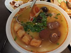 -大头虾越式风味餐厅(光明广场店)