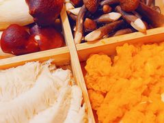 -由衷贵州酸汤牛肉火锅(新桥店)