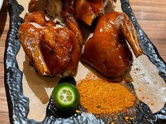招牌亚麻籽烧乳鸽-粤食堂(天津和悦汇店)