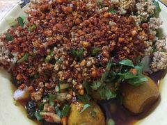 -拈签一笑黄牛肉辣卤串串