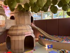 -水桶王国主题餐厅·聚会·生日派对·亲子活动·家庭套餐(亚龙湾希尔顿店)