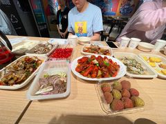 -盒马鲜生(莱蒙都会店)