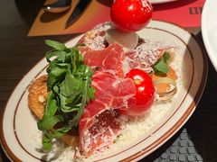 番茄马苏里拉火腿吐司-ZAFFERANO西班牙海鲜饭(上海首店)