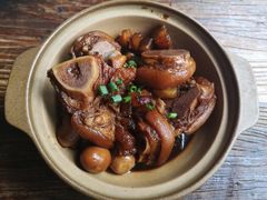 红焖金蹄煲-卤儿道道(经纬店)