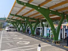 -窦店服务区-停车场