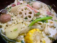 -刁四藤椒麻辣烫(武夷山路店)