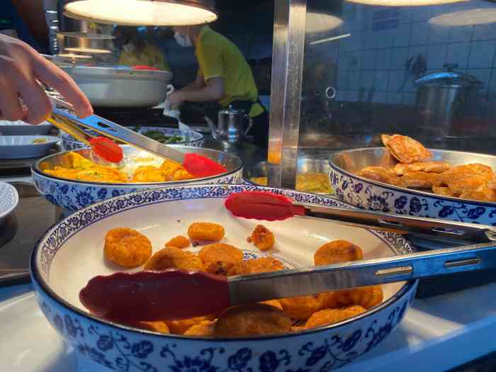 三餐秀自助快餐(萝岗万达店)