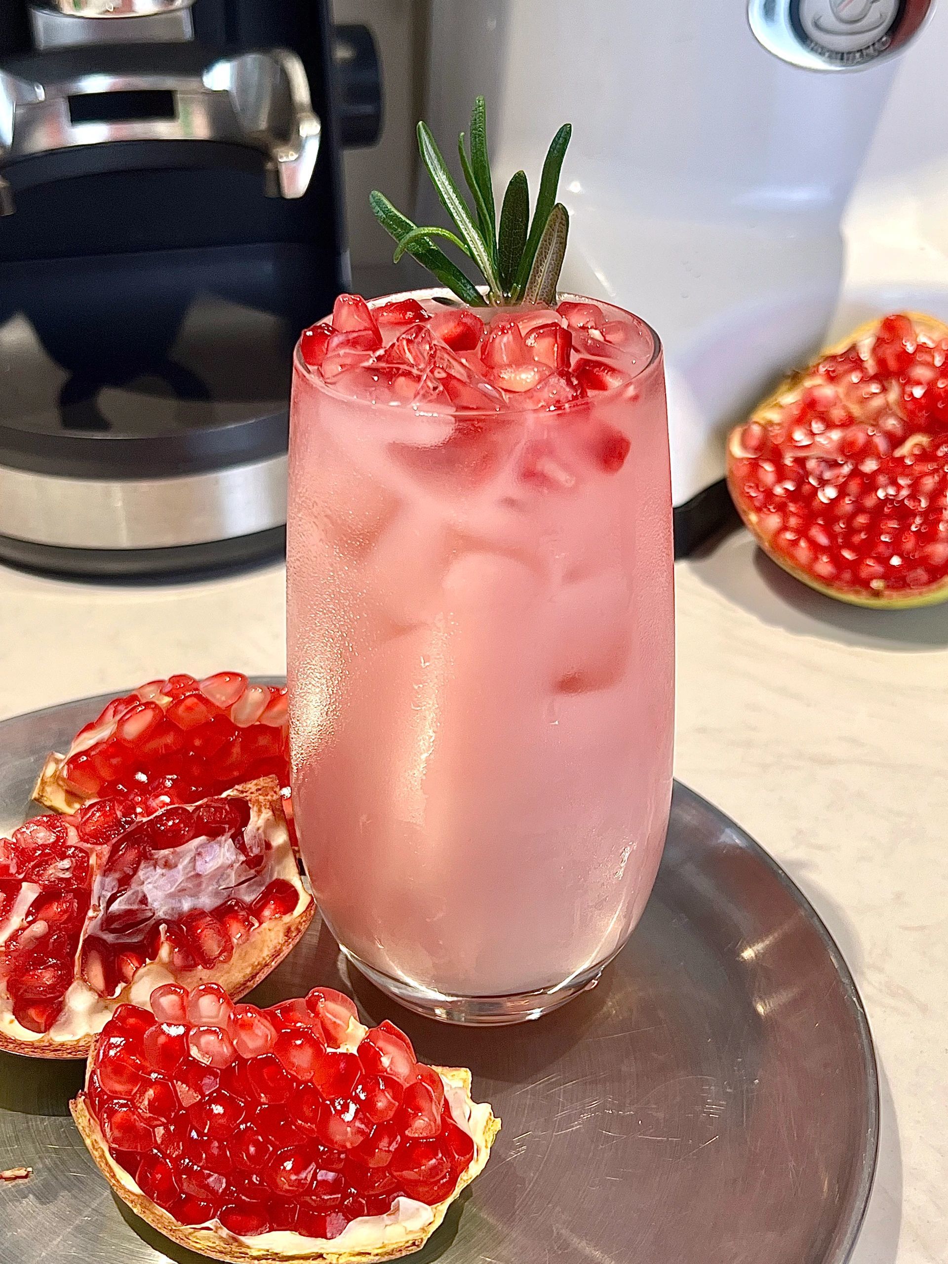 秋天第一杯石榴汁