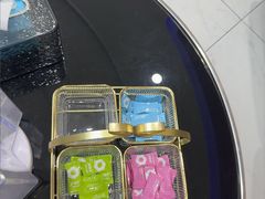 -雅悦齿科(顾村公园店)