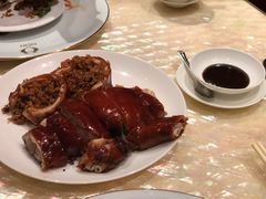 原只乳猪焗饭（半只）-8餐厅(新葡京酒店)