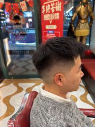 -东方先生国潮男士理发馆
