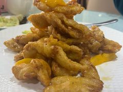 黄桃锅包肉-品味居·首店·大连鲜活海鲜大连菜(东港店)
