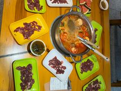 -养牛邓·潮汕牛肉海鲜自助火锅(广州店)