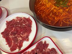 -毛辣果·贵州红酸汤牛肉火锅(西单店)