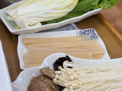 -楼外楼大刀肉传统火锅居(博学路店)