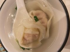 -梅龙镇酒家(南京西路总店)