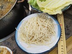 -乳仔牛牦牛汤锅 烤羊排(松潘古城店)