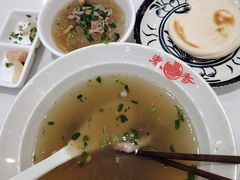 -秦香陕西食府(华贸天地店)