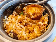 御花园冲浪三宝-御花园酒店(希尔顿店)