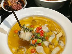 -川流不息·地道川菜·小龙虾(新松江路店)