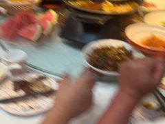 -阿瓦山寨·湘菜现炒·剁椒鱼头王(咸阳总店)