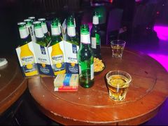 -滨海欢乐昔唐酒吧(财富星座店)