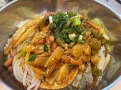 -卓雅桂林米粉