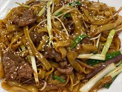 干炒牛河-天宝食坊·啫啫煲大排档(西华路店)